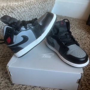 Jordan 1’s Slightly Worn 9.5 Out Of 10 Conditions